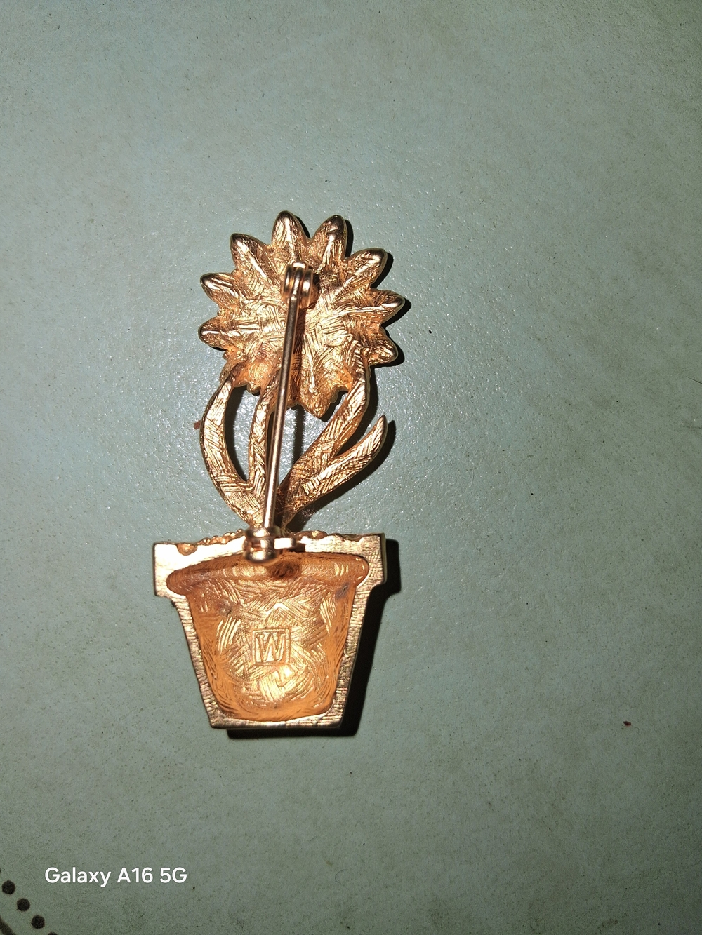 Gold Flower Pot Wall Accent - Decorative Floral Wall Decor